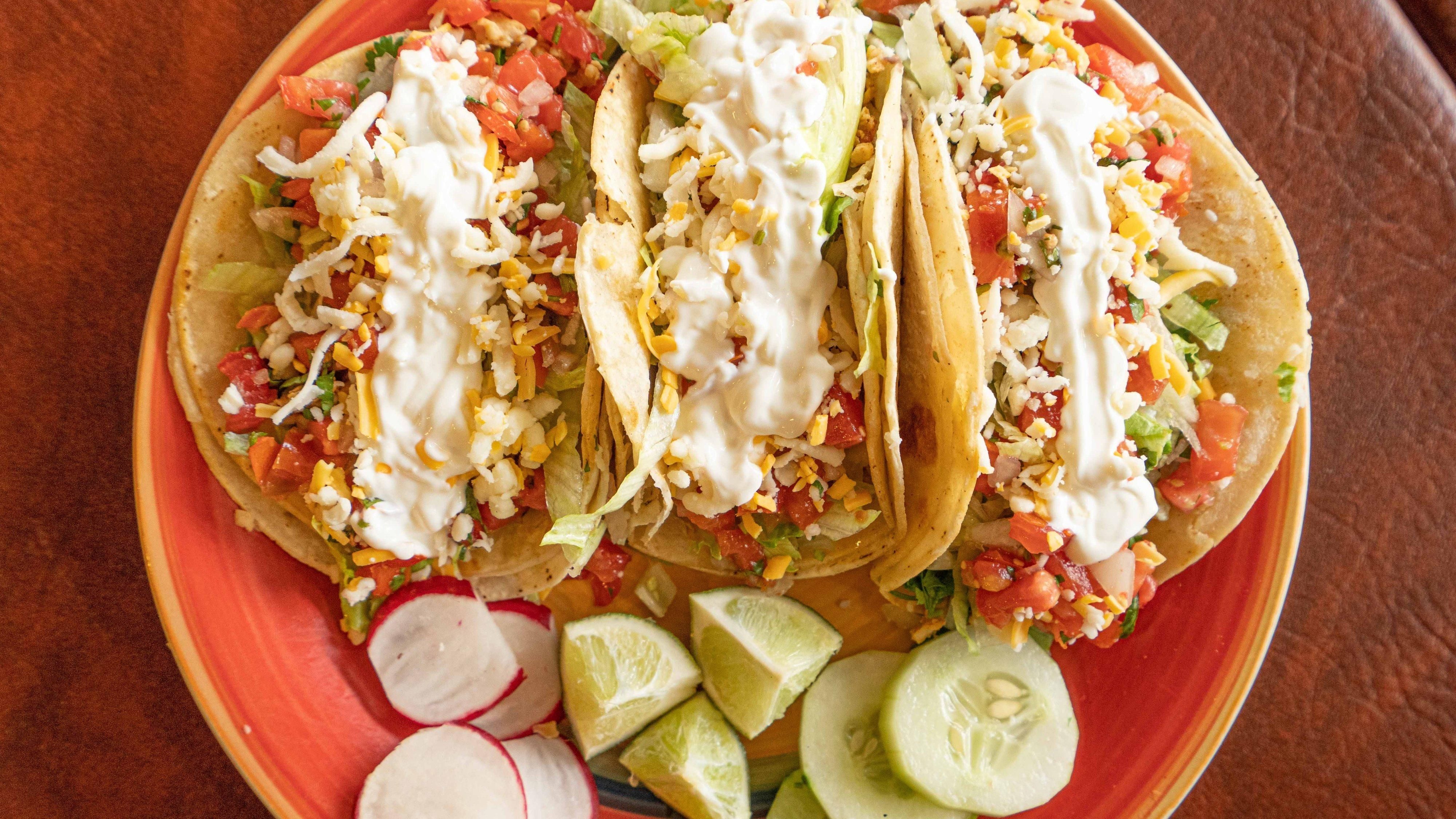 3 rancheros tacos.