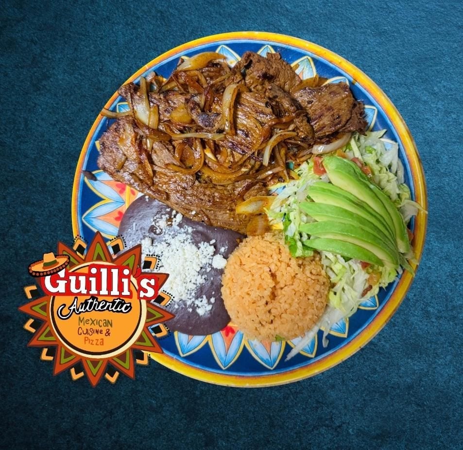 Bistec encebollado.