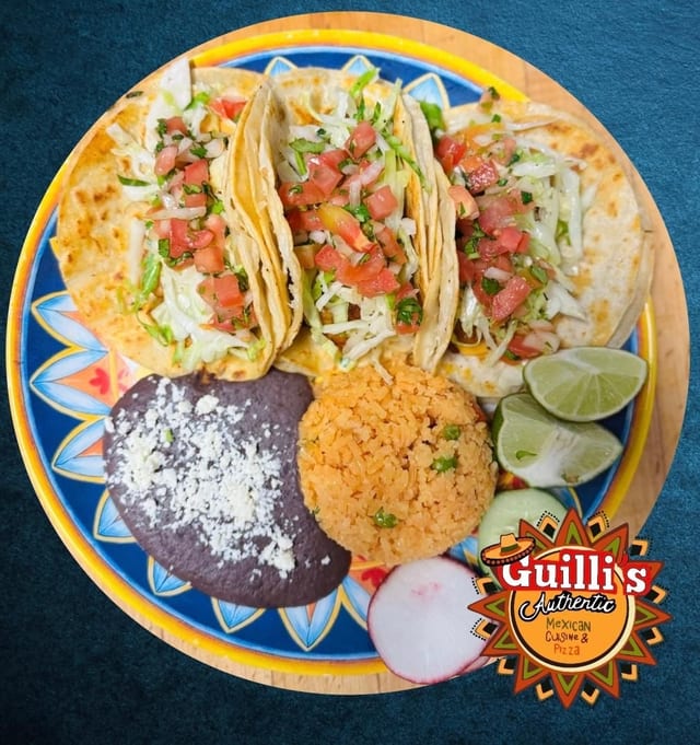Shrimp taco platter.